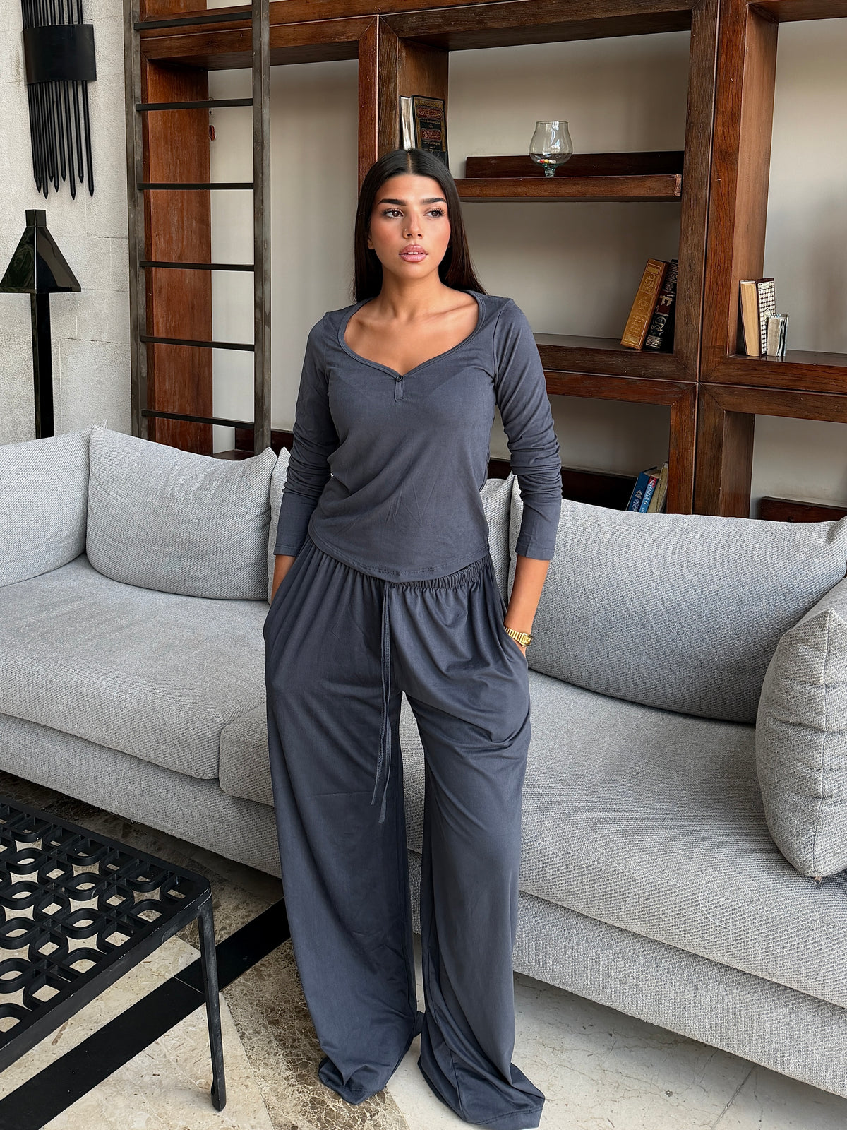 RELAXED EVERYDAY SET IN GRAY