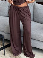 RELAXED EVERYDAY SET IN BROWN