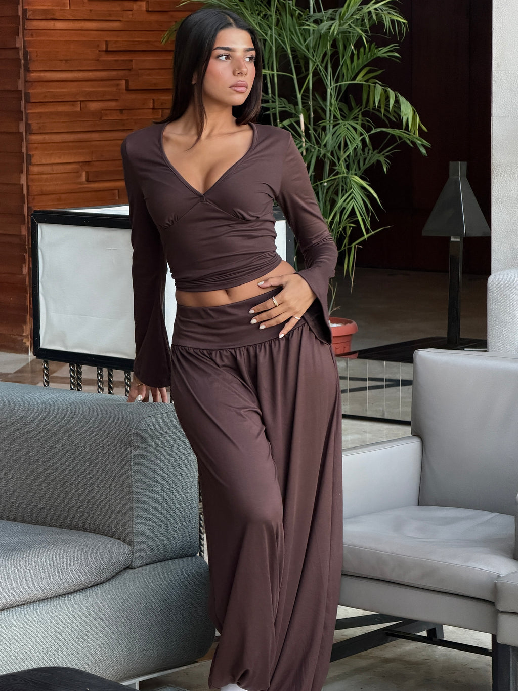 FLOWY SET IN BROWN